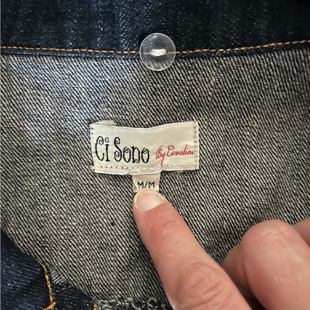 Cropped Jean Jacket - Picture 4 of 14